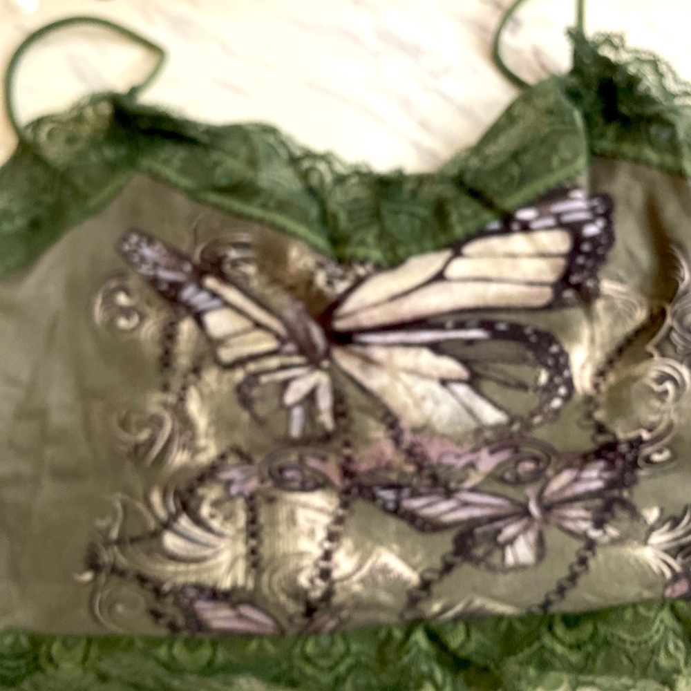 tank top, grunge fairy vibes